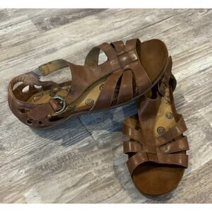 Baretraps Women's Rosely Sandals 7.5W Brown Leather Sandals